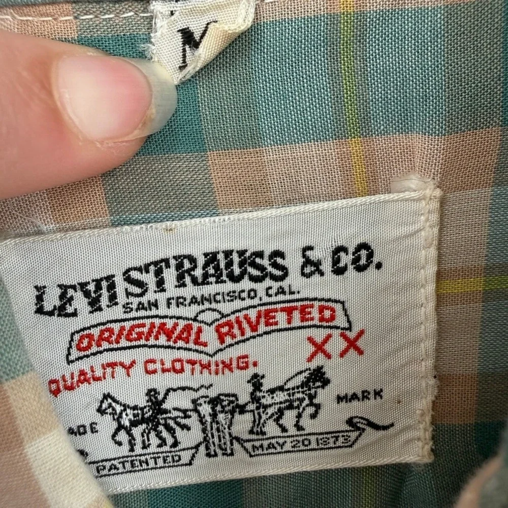 Vintage 80's Levis Western Pearl Snap Shirt Mens M Plaid Long Sleeve Country